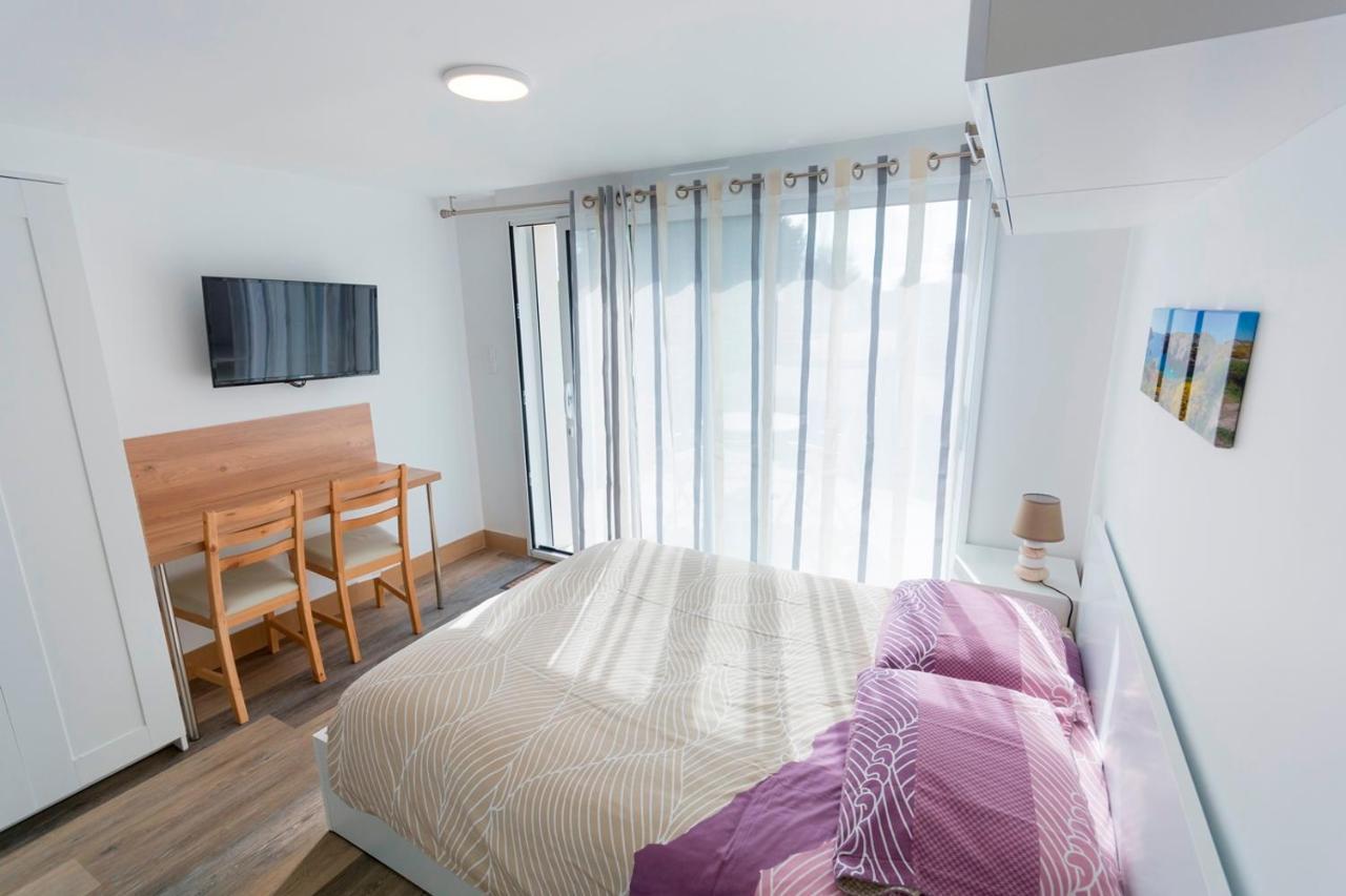 Lomener - La Goelette - 1 Appartement Avec 2 Chambres Et 2 Studios A 450M De La Plage Ploemeur Exteriér fotografie